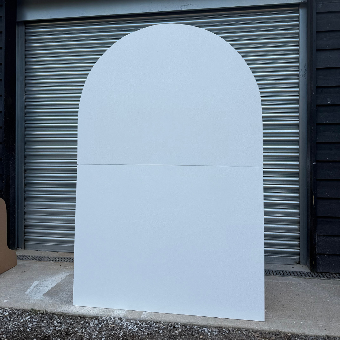 Curved Full-Size Sailboard – A Stunning Backdrop for Any Occasion - Image 8