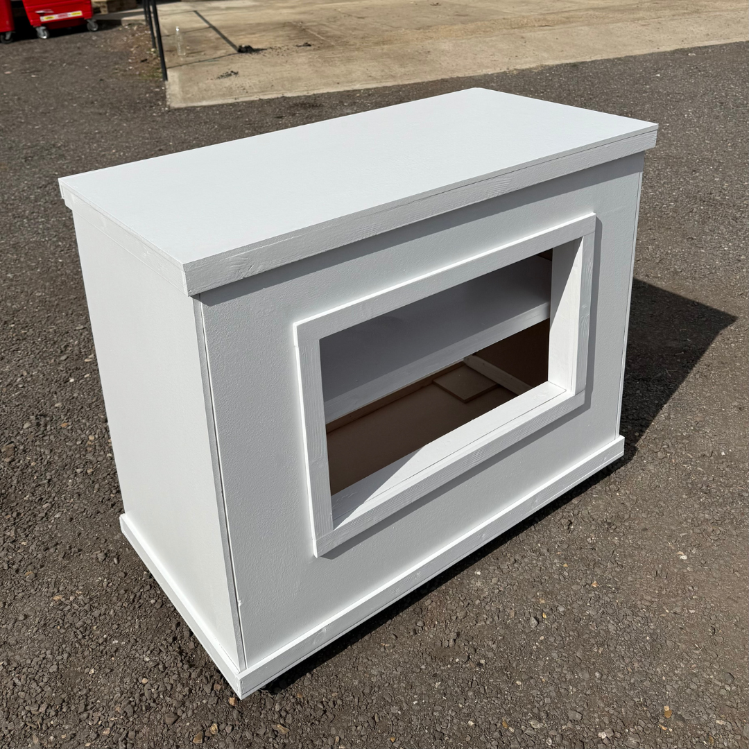 White Cart With TV Display - Image 3