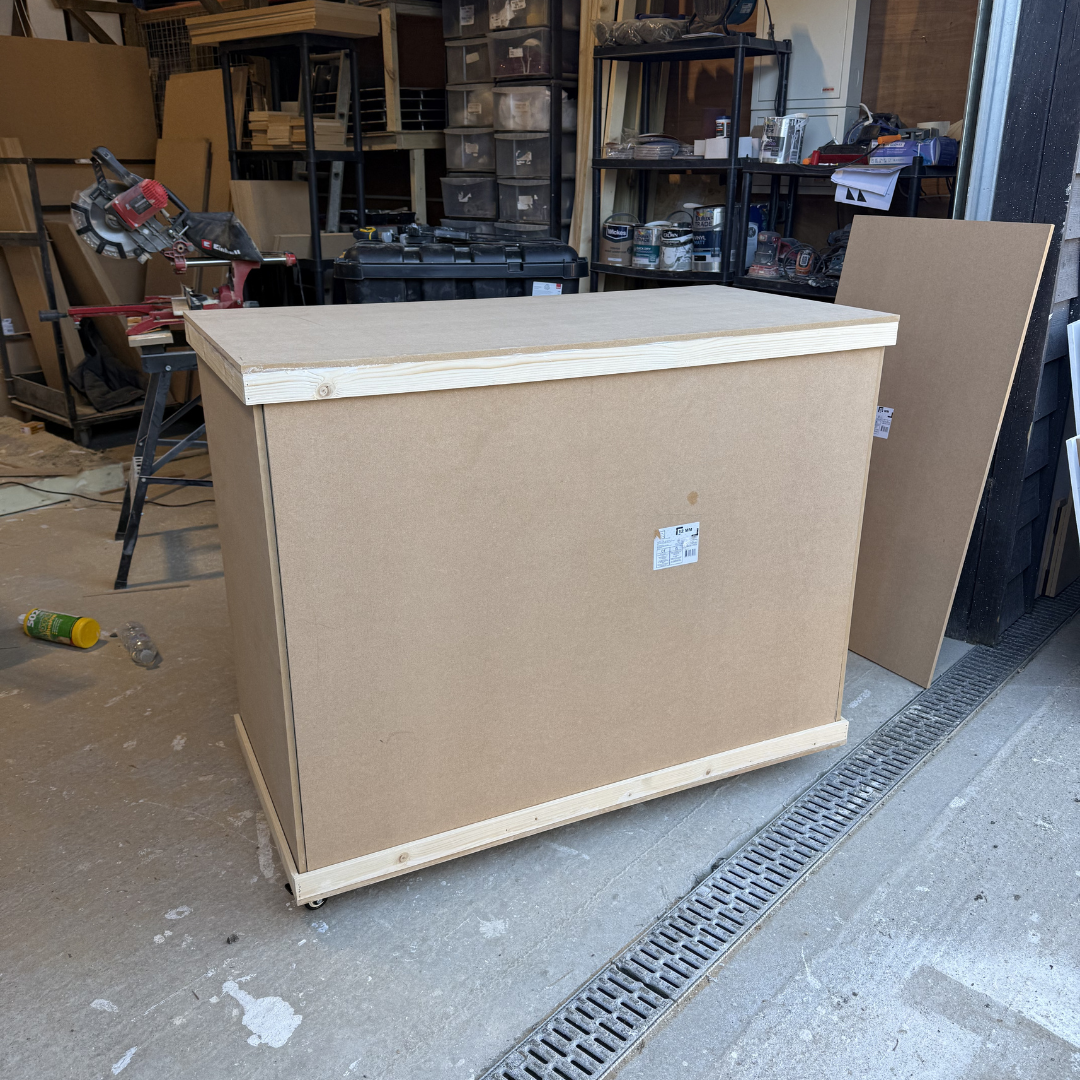 White Cart With TV Display - Image 8